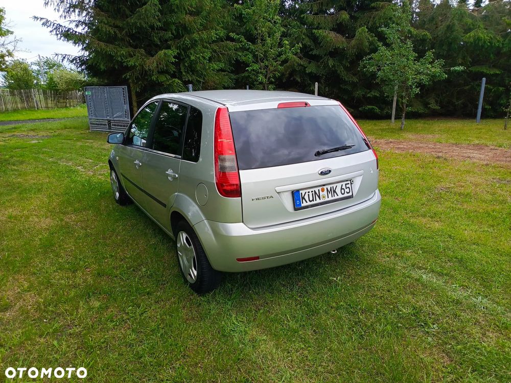 Ford Fiesta 1.4 Connection - 14