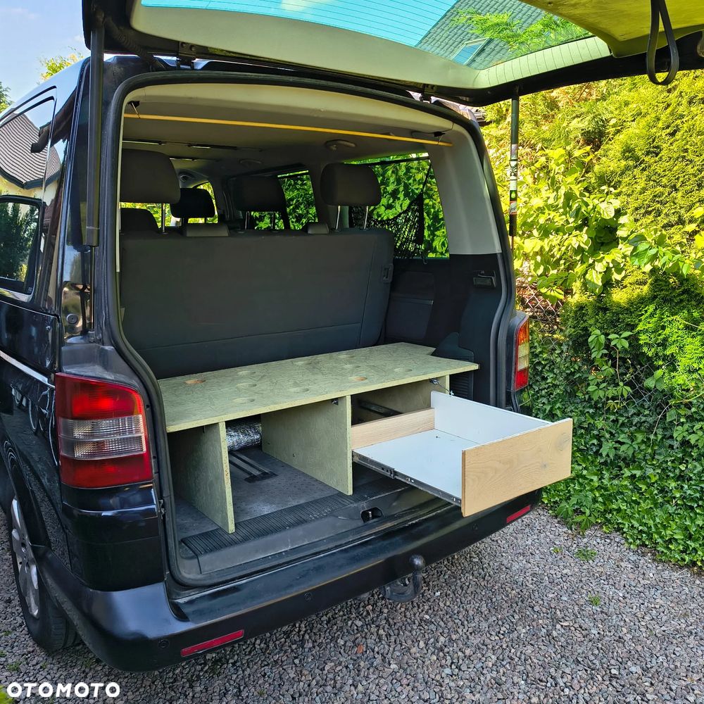 Volkswagen Multivan - 3