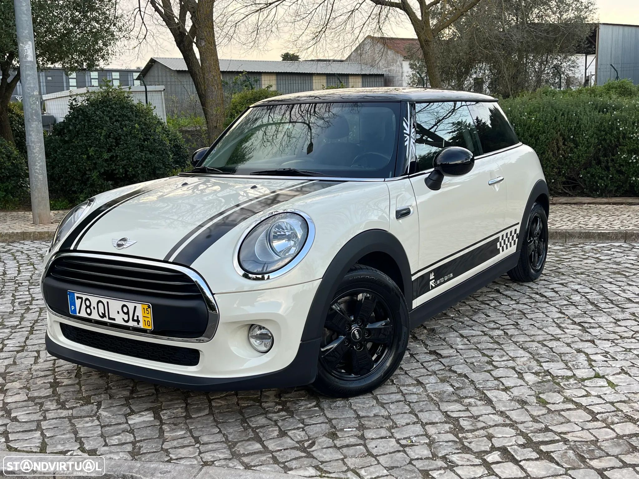 MINI 3 Portas One - 1