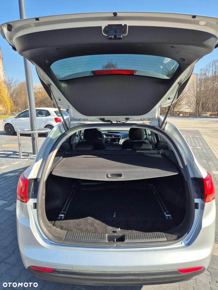 Kia Ceed 1.4 CRDi M - 12