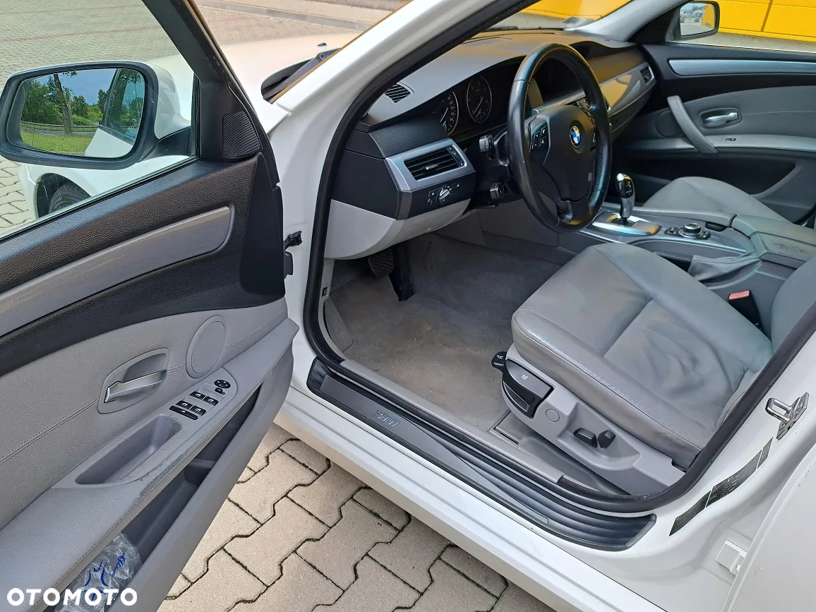 BMW Seria 5 - 16