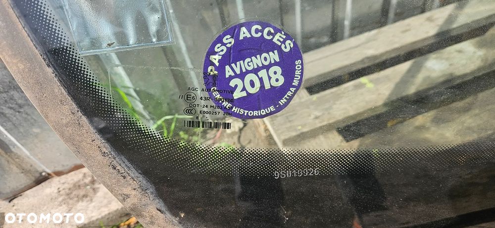 Szyba przednia czołowa Peugeot 308 (2008) - 2