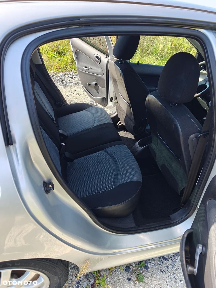 Peugeot 206 - 23