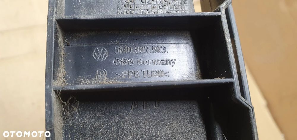 Ślizg zderzaka środkowy tył tylny VW Golf VI 6 Plus 5M0807863 - 6