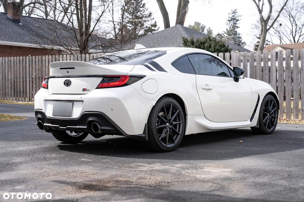 Toyota GR86 2.4 Dynamic - 9