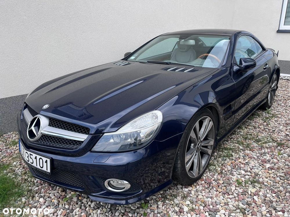 Mercedes-Benz SL - 1
