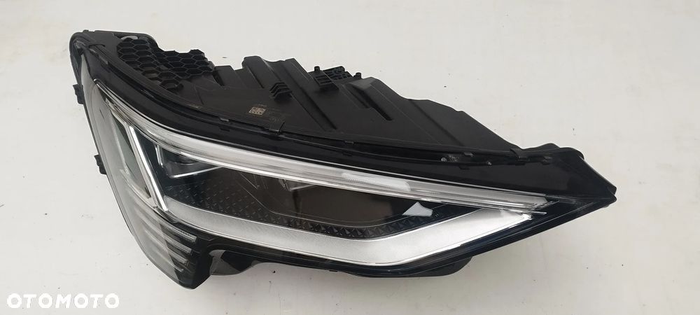 Audi E-Tron 4KE941040 2019- Full Led Prawa Idealna Oryginał 4KE941040
