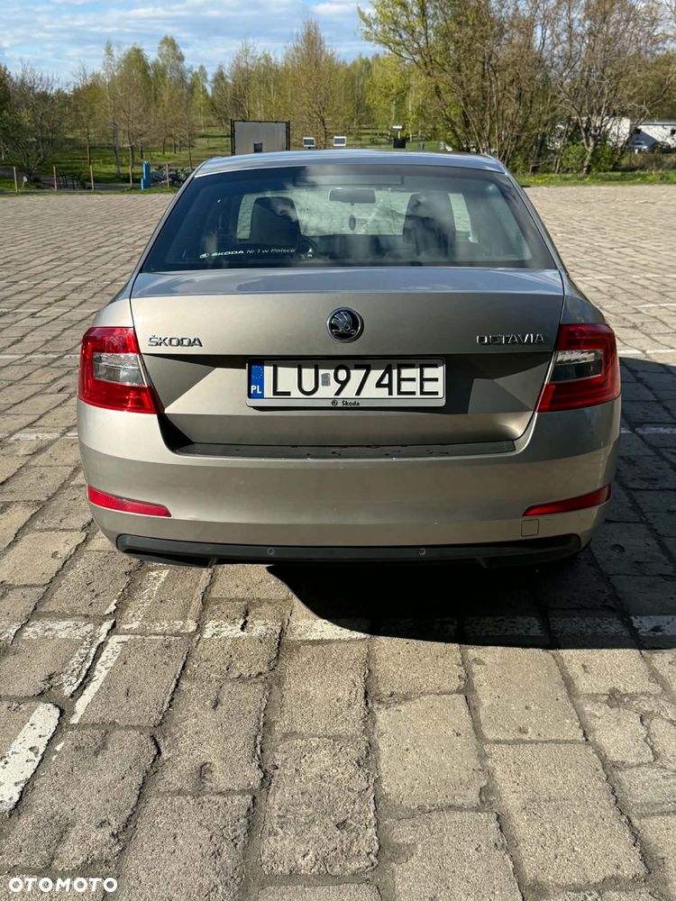 Skoda Octavia 1.6 TDI Edition - 6