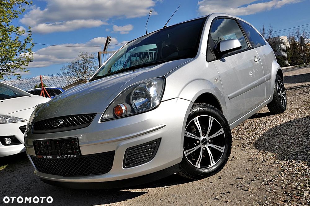 Ford Fiesta 1.3 Style - 2