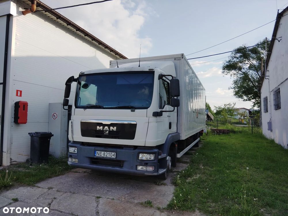 MAN TGL 12.240 4X2 - 2