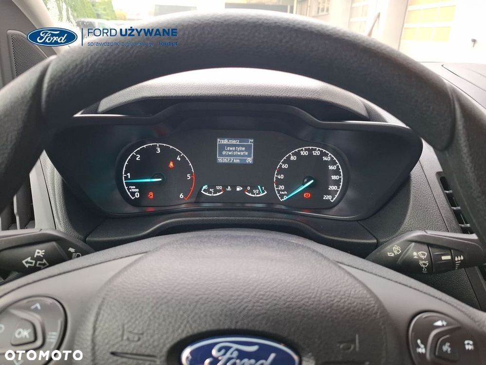 Ford Transit Connect - 17