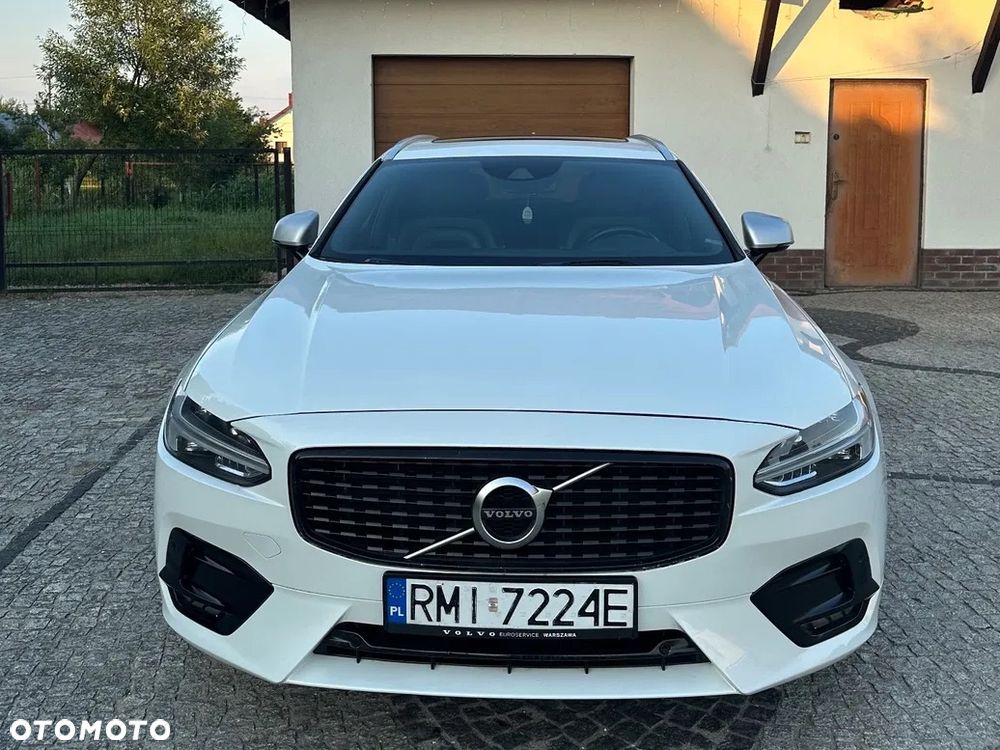Volvo V90 D3 R-Design - 2