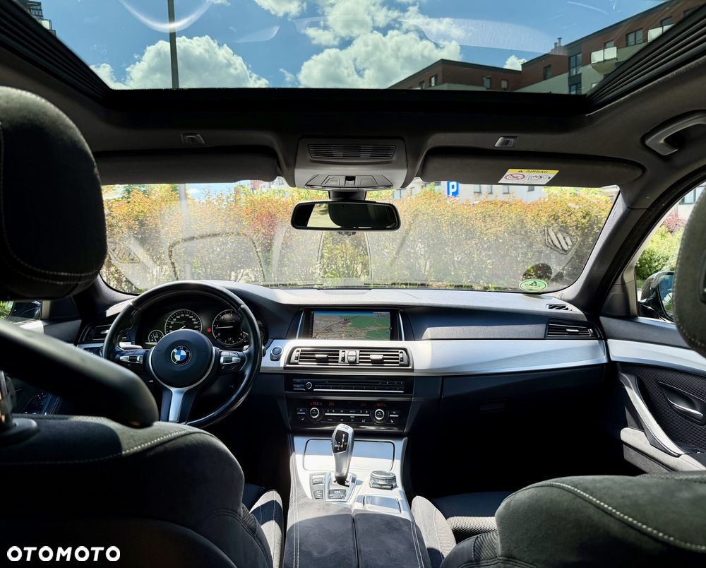 BMW Seria 5 525d xDrive - 5