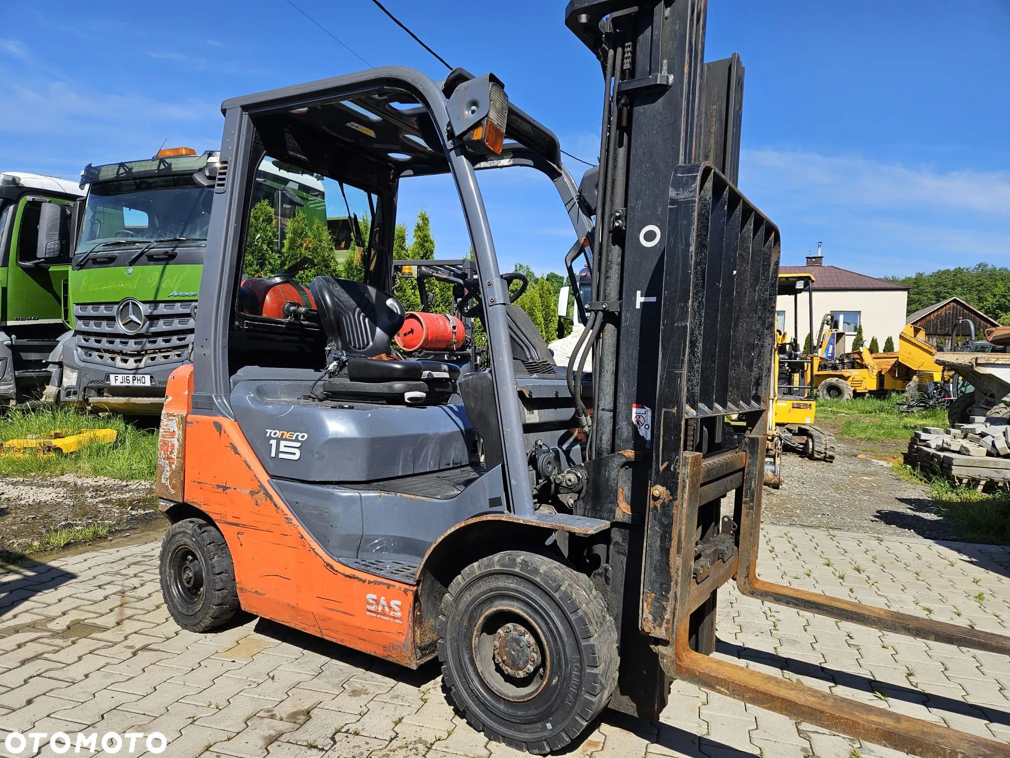 Toyota 02-8FGF15  FGF15 1.5T GAZ - 1