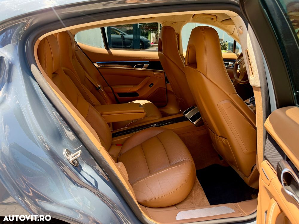 Porsche Panamera 3.0 Tiptronic S - 8