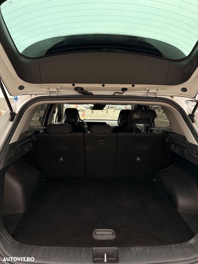 Kia Sportage 1.6 T-GDI MHEV 6MT 4x2 Business Line - 6