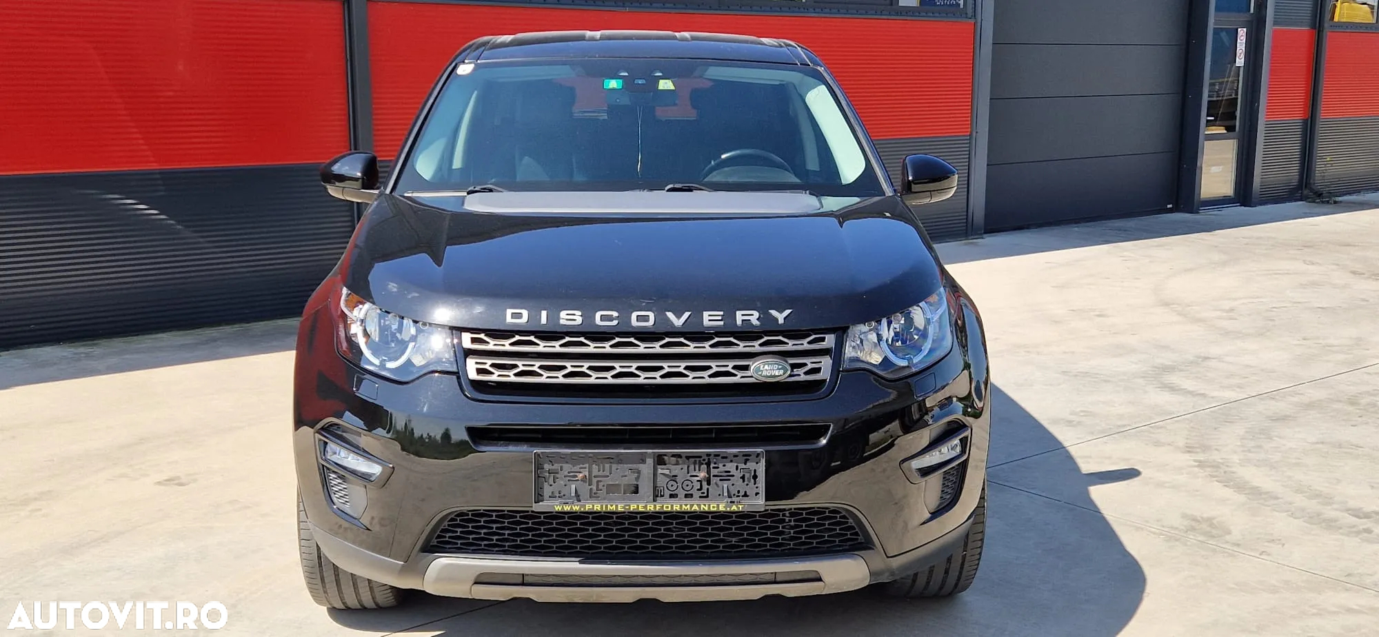 Land Rover Discovery Sport 2.0 D180 MHEV HSE - 2
