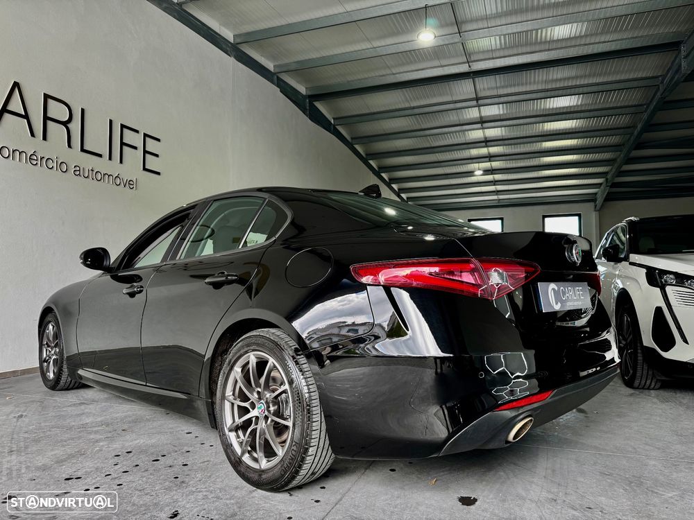 Alfa Romeo Giulia 2.2 D Super - 22