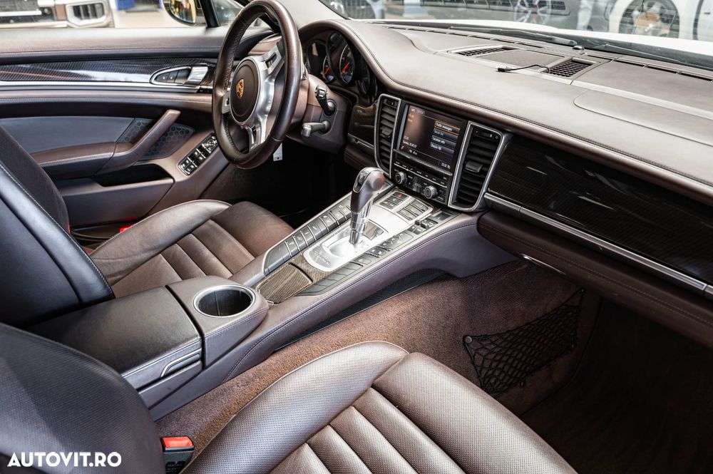 Porsche Panamera 3.0 Tiptronic S - 12