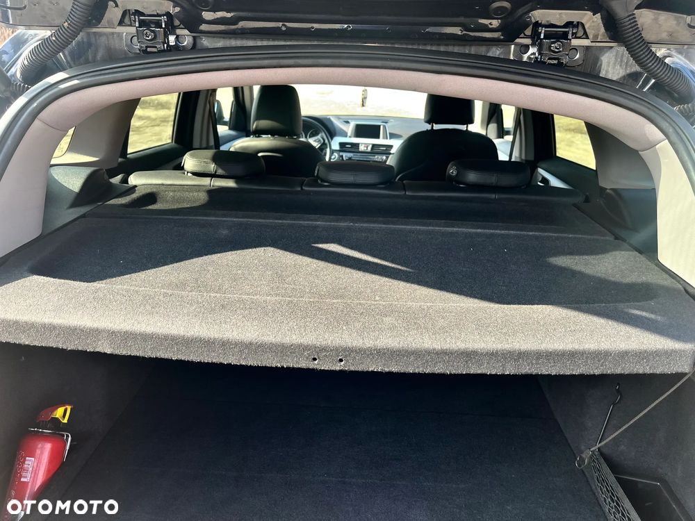 BMW X1 sDrive18d - 29