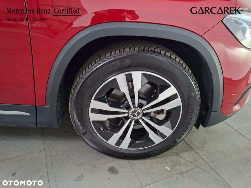 Mercedes-Benz GLA - 15