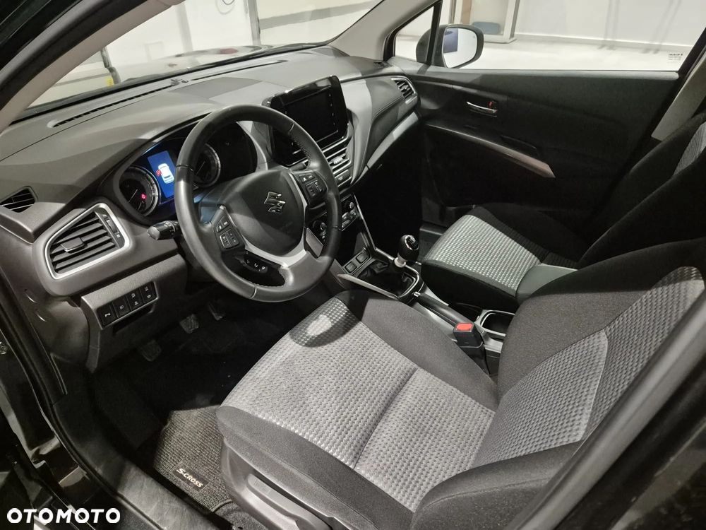 Suzuki SX4 S-Cross - 11