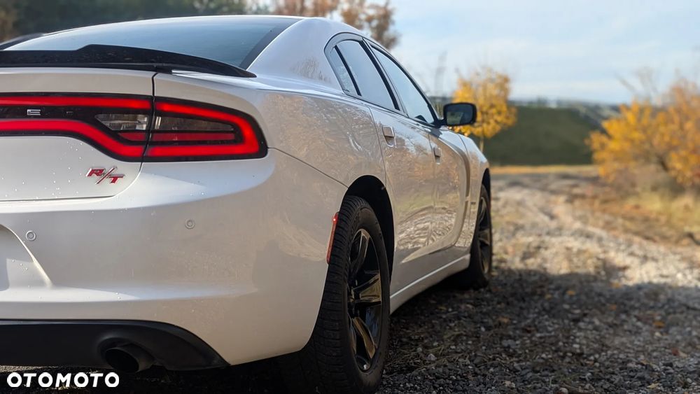 Dodge Charger 5.7 R/T - 5