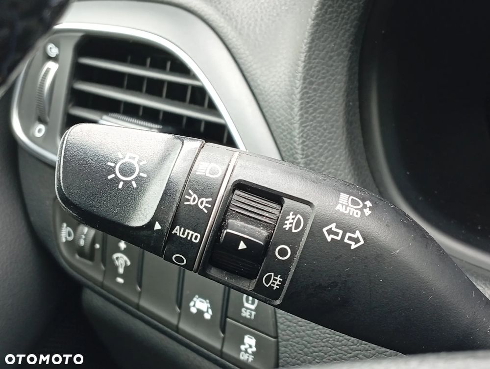 Hyundai i30 1.4 GO - 19