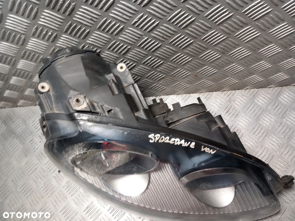 VW GOLF V LAMPA REFLEKTOR PRAWA PRZEDNIA PRAWY PRZÓD XENON - 4