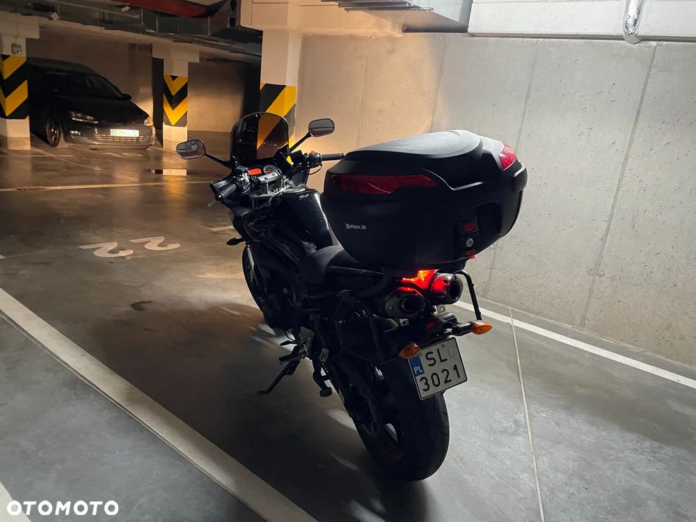 Yamaha FZ6 - 10