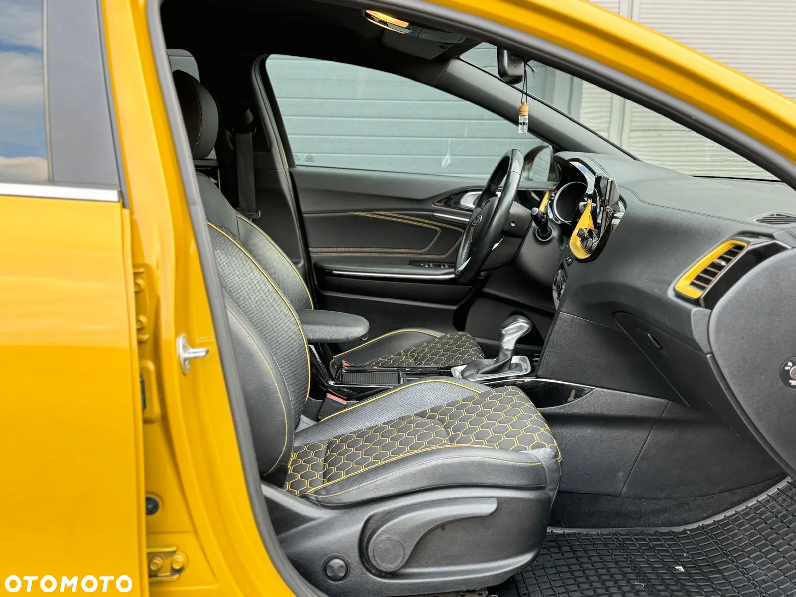 Kia XCeed 1.5 T-GDI L DCT - 17