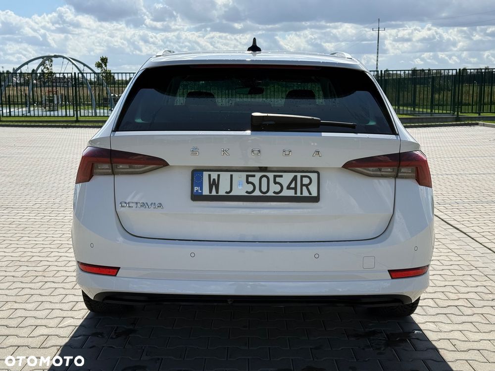 Skoda Octavia 2.0 TDI DSG Style - 8