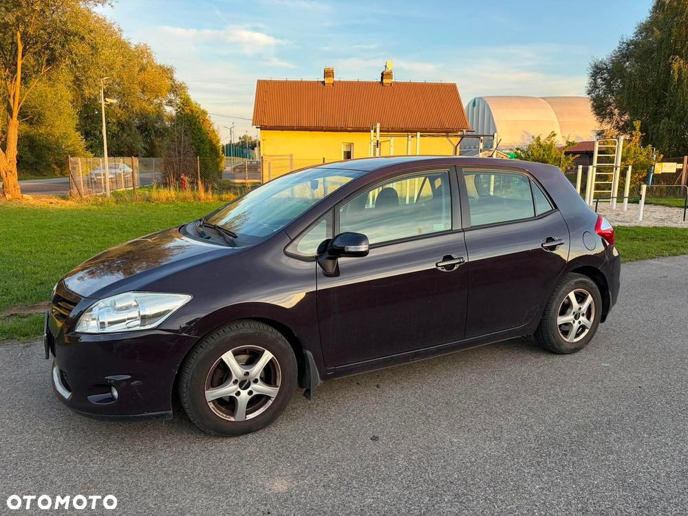 Toyota Auris 1.33 VVT-i Terra - 9