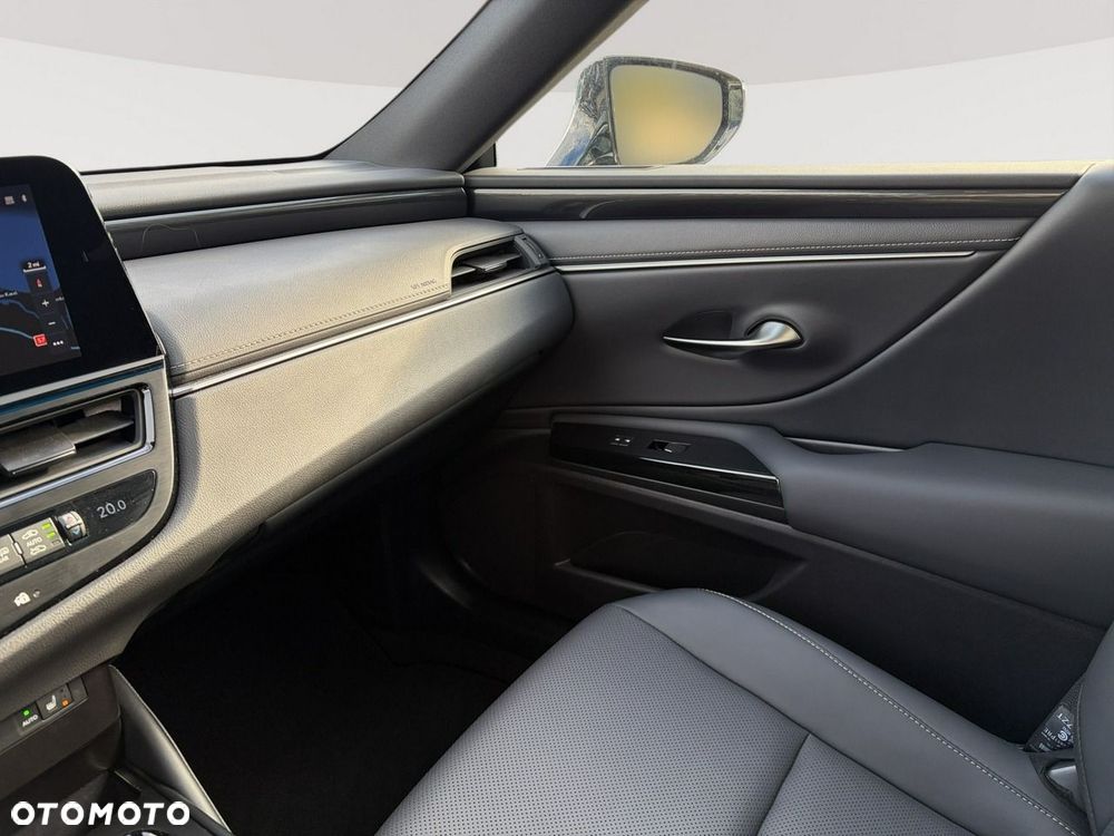 Lexus ES - 21