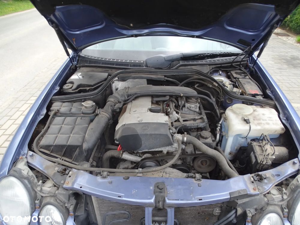 Mercedes-Benz CLK - 7