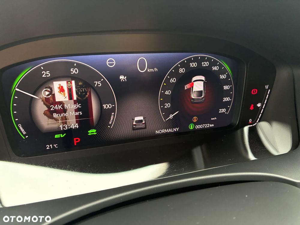 Honda Civic 2.0 i-MMD Sport BSI CVT - 12