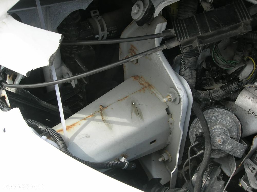Ford Mondeo 2.0 Hybrid Trend - 11