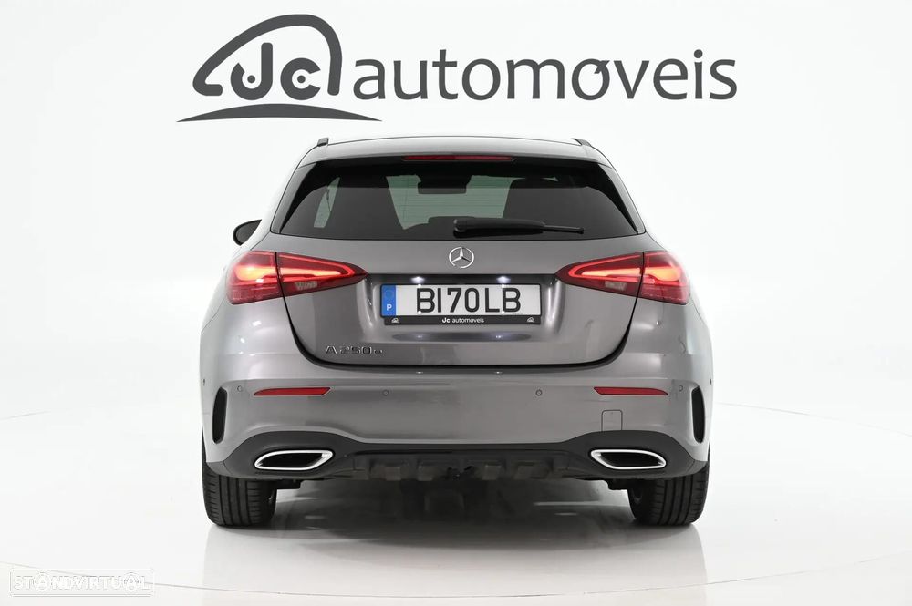 Mercedes-Benz A 250 e - 9
