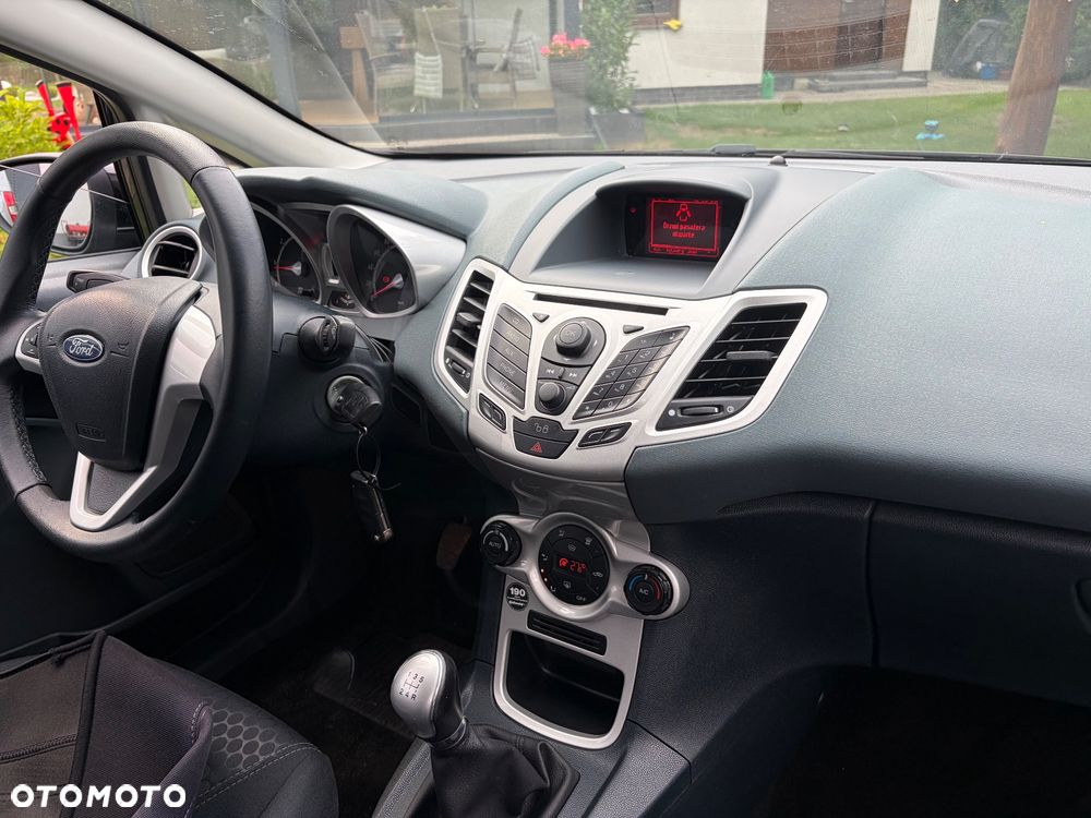 Ford Fiesta 1.25 Titanium - 17