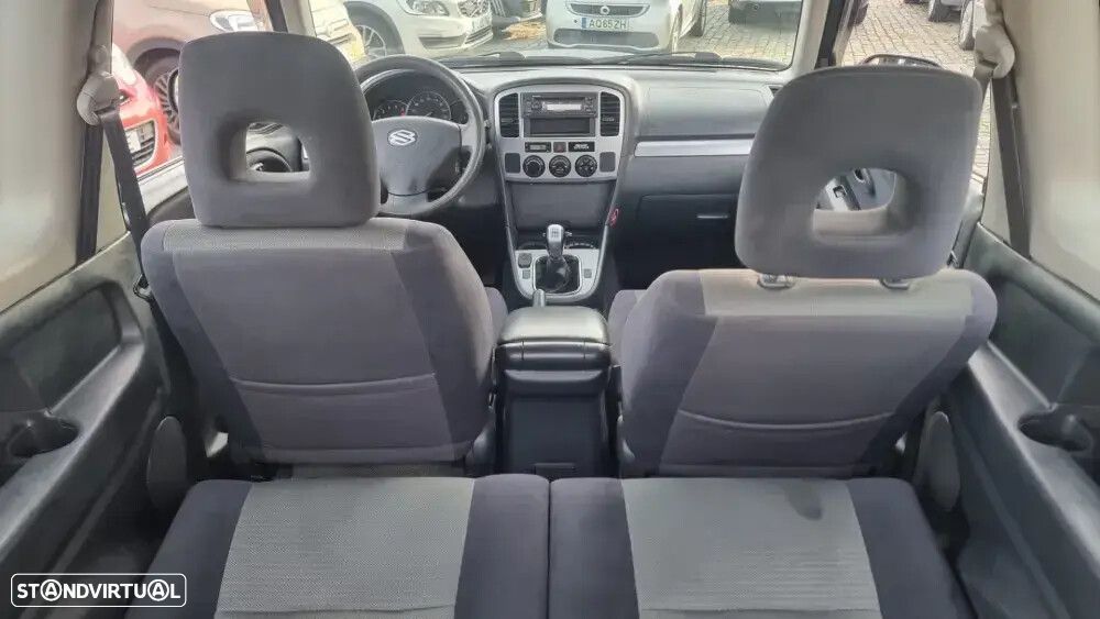 Suzuki Grand Vitara - 12