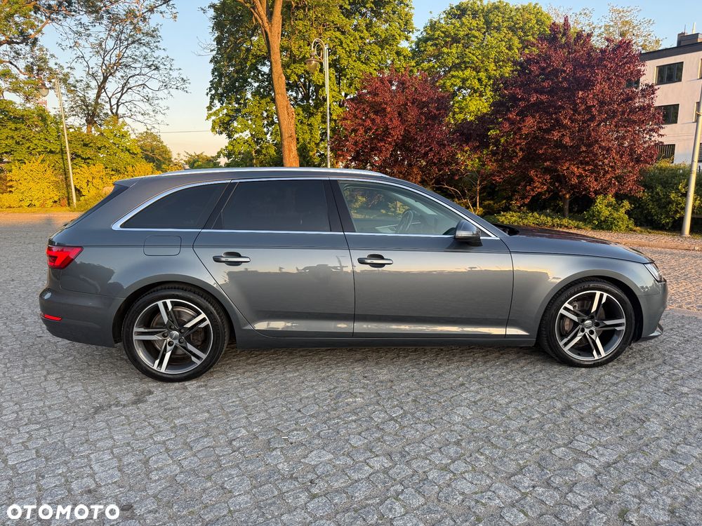 Audi A4 Avant 2.0 TDI - 10