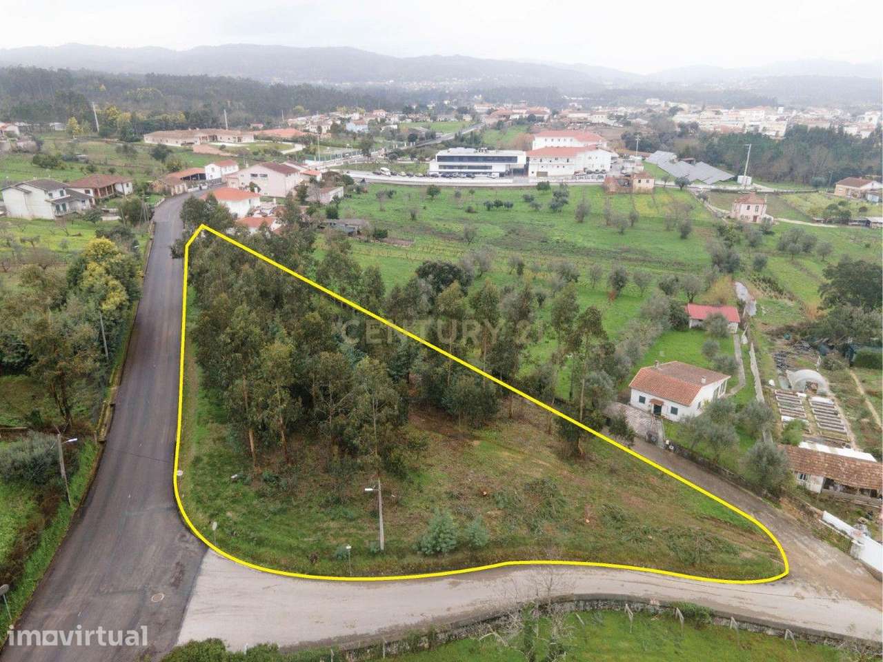 Terreno para construção - Grande imagem: 2/9