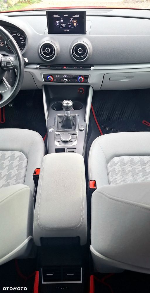 Audi A3 Sportback 1.6 TDI - 13