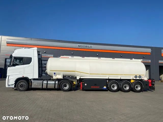 Kassbohrer STB 39/5 cysterna do przewozu paliw Kässbohrer - 1