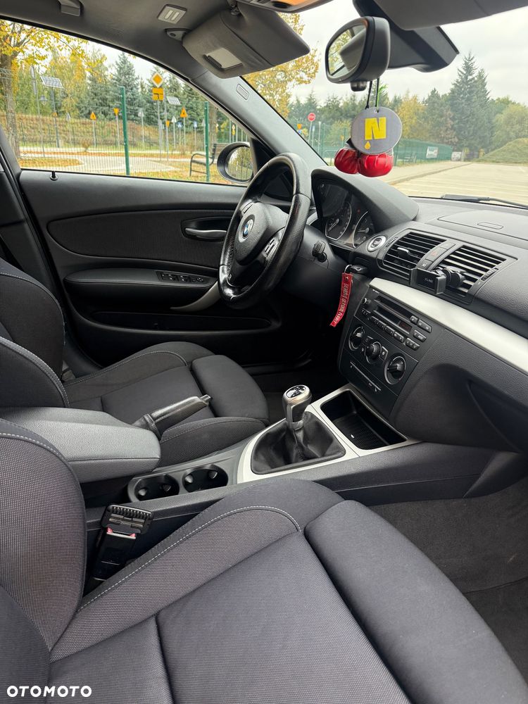 BMW Seria 1 118i - 10