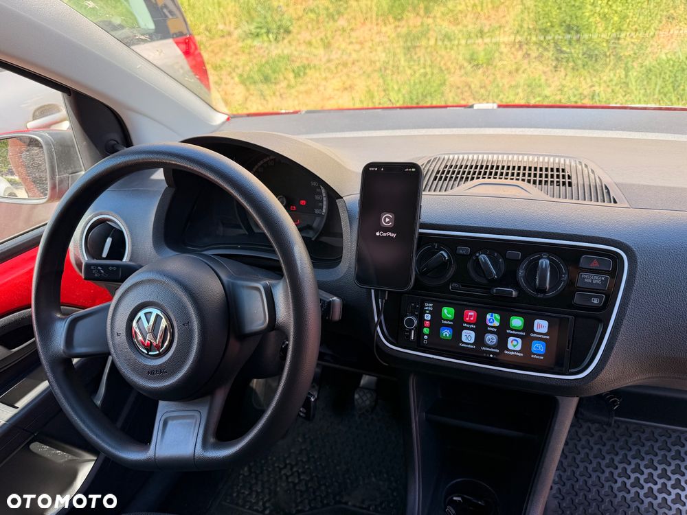 Volkswagen up! take - 5