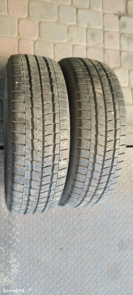 195/65R16C - FALKEN Eurowinter VAN01 - Para 8mm - 1