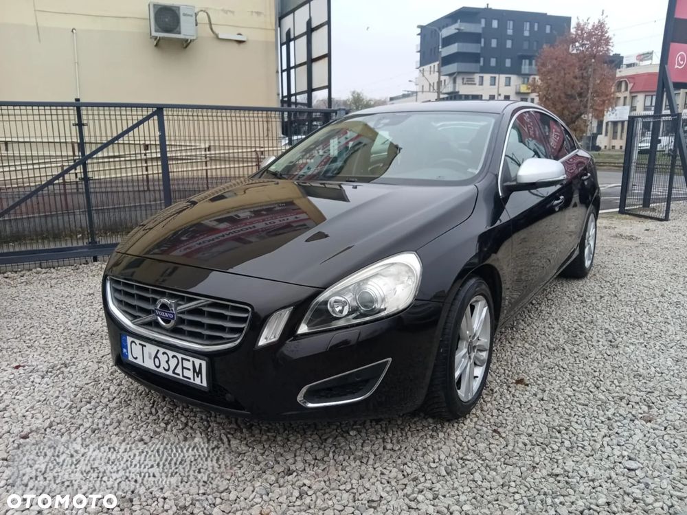 Volvo S60 D3 Summum - 1