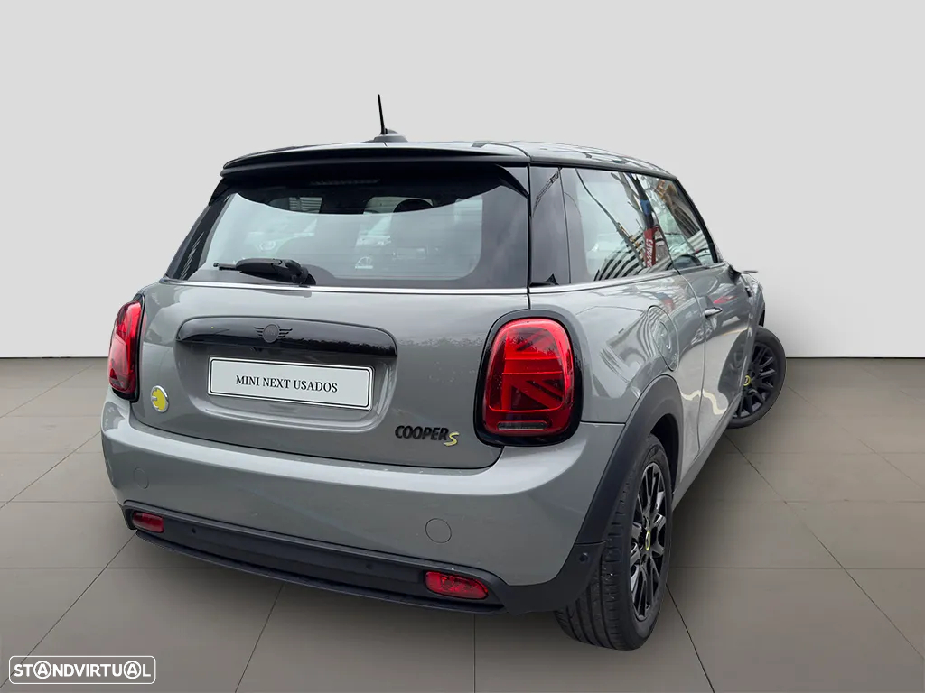 MINI 3 Portas Cooper SE - 4