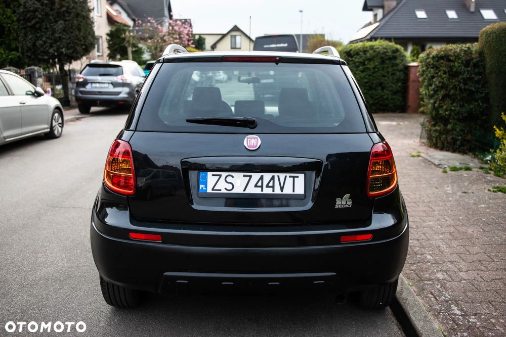 Fiat Sedici 2.0 Multijet DPF 4x2 Emotion - 11